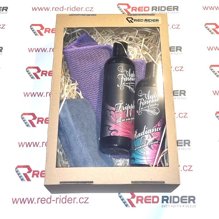 Red-rider.cz Dárkový set Auto Finesse Tripple All In One Polish 500 ml + Auto Finesse Radiance Carnauba Creme 500 ml + Auto Finesse Polishing Pads + Auto Finesse Micro Tweed Towel