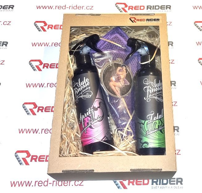 Red-rider.cz Dárkový set Auto Finesse Spritz Interior Detail Spray 500ml + Auto Finesse Total Interior Cleaner 500 ml + Auto Finesse Micro Tweed Towel + Auto Finesse Aroma Air Freshener Cherry - Višeň