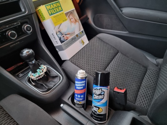 Jak na čištění klimatizace v autě?