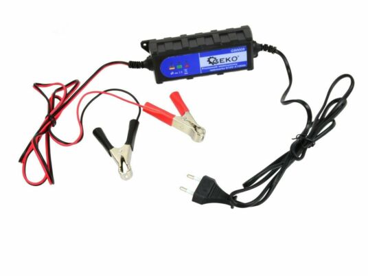 Nabíječka baterií Geko 6/12V 4-120Ah G80008