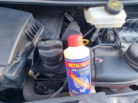 Metaltec 1 – profesionální aditivum do oleje pro maximální ochranu motoru