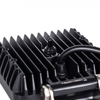 LED světlo (s vypínačem) na pracovní stroje 10-30V, 30x1W, ECE R10