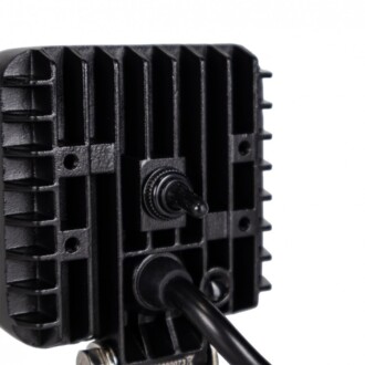 LED světlo (s vypínačem) na pracovní stroje 10-30V, 12x1W, ECE R10