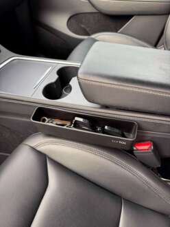 Organizér do auta mezi sedačky CAR STORAGE 4 SIXTOL